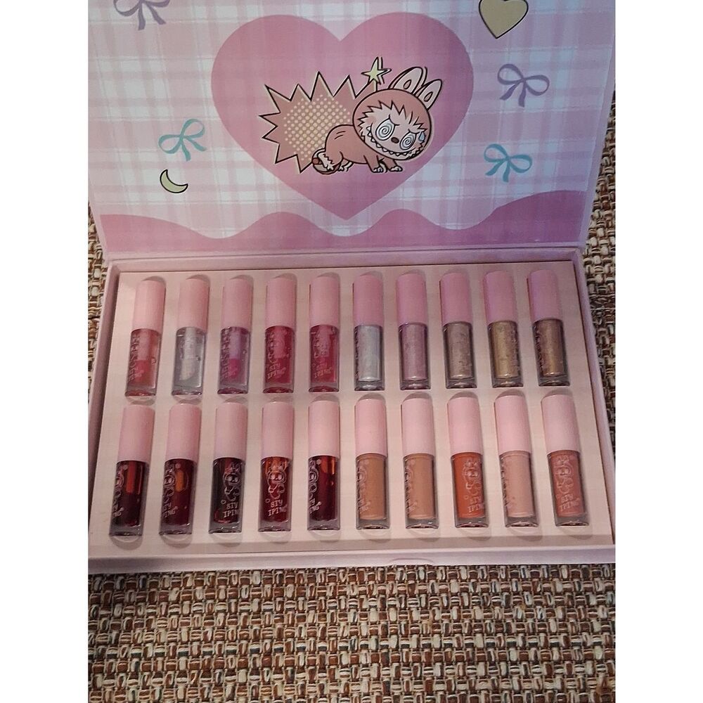 LABUBU 20 Piece Lip Gloss Set New In Box